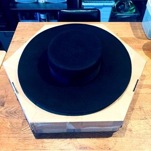 A Child of Jago brimmed hat (Sandeman)
